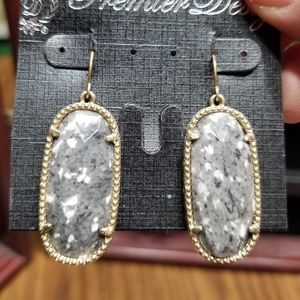 Premier Designs earrings